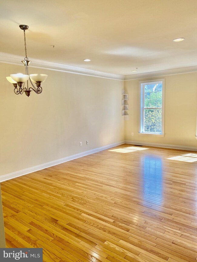 22107 Havenworth Ln, Clarksburg, MD 20871 - photo 4