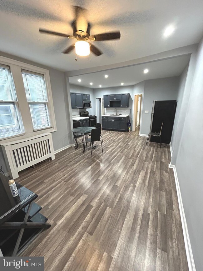 5226 W Berks St unit 2, Philadelphia, PA 19131 - photo 6