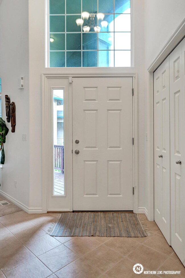 7_Entrance