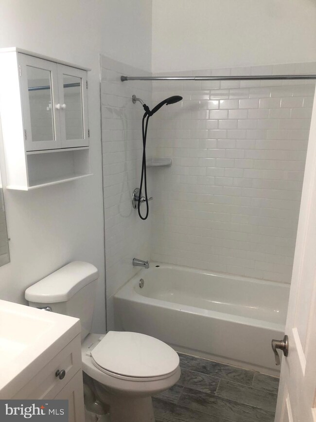 120 E Main St unit 8, Norristown, PA 19401 - photo 5