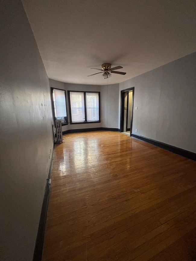 2212 E 70th St unit 2D, Chicago, IL 60649 - photo 2