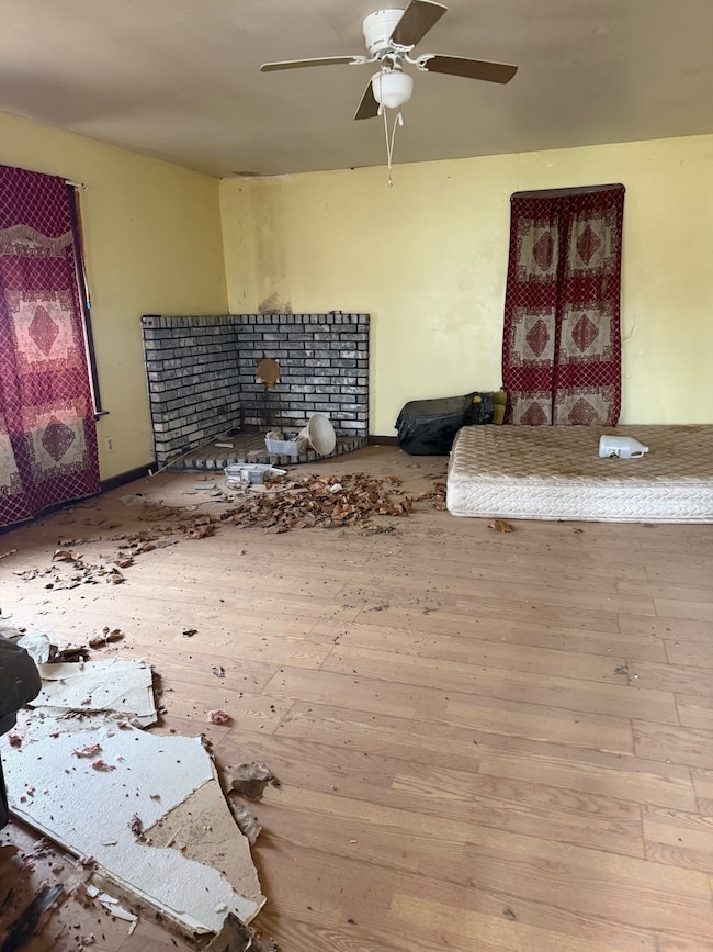 10051 W Perry Rd, Stigler, OK 74462 - photo 5