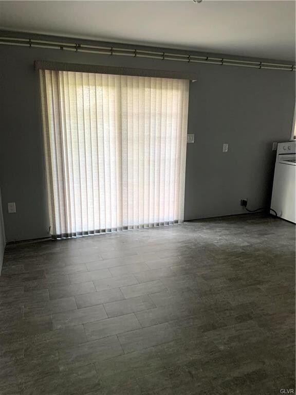 3315 Byrd Ave, Allentown, PA 18103 - photo 4