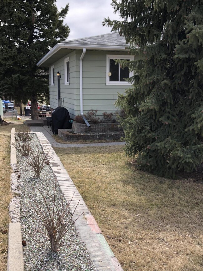 FRONT EAST SIDE