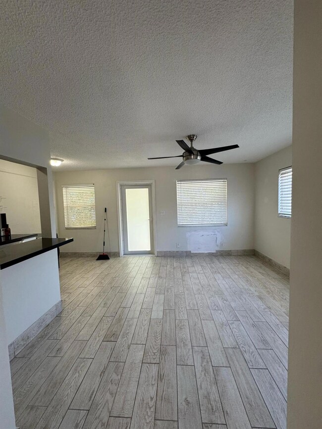 340 SW 16th Ct unit 1, Fort Lauderdale, FL 33315 - photo 3