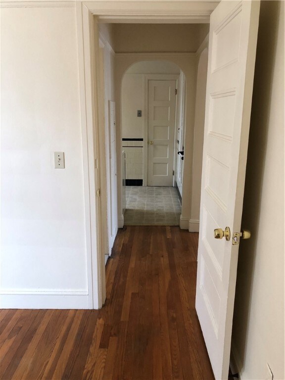 185 Bluff Ave unit 4, Cranston, RI 02905 - photo 5