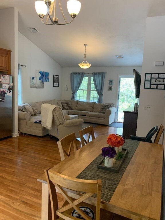 322 Fowler Rd, Northbridge, MA 01534 - photo 3