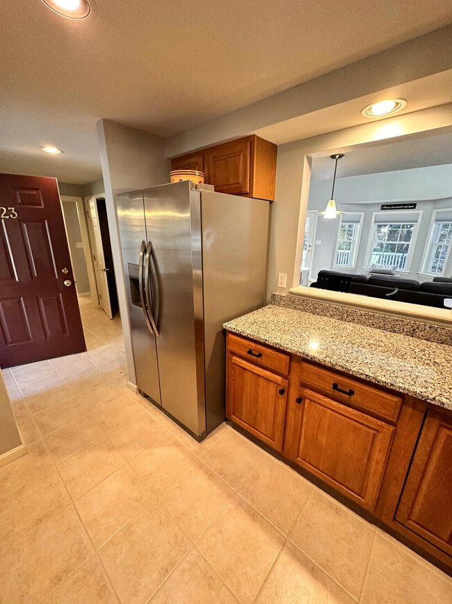 23 Cambridge Ct, Kennebunk, ME 04043 - photo 6