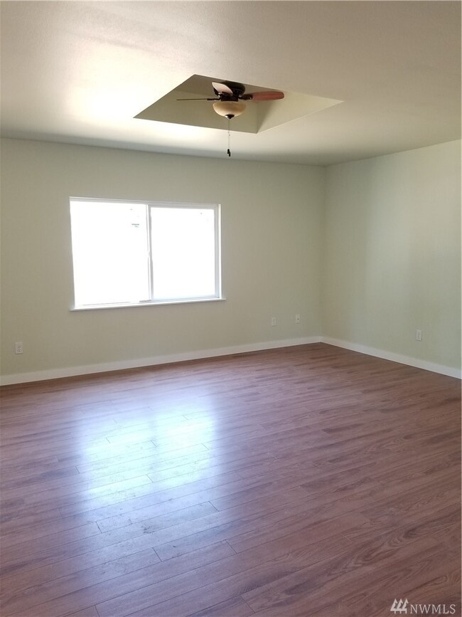 8608 Deodar Ct SE, Yelm, WA 98597 - photo 7