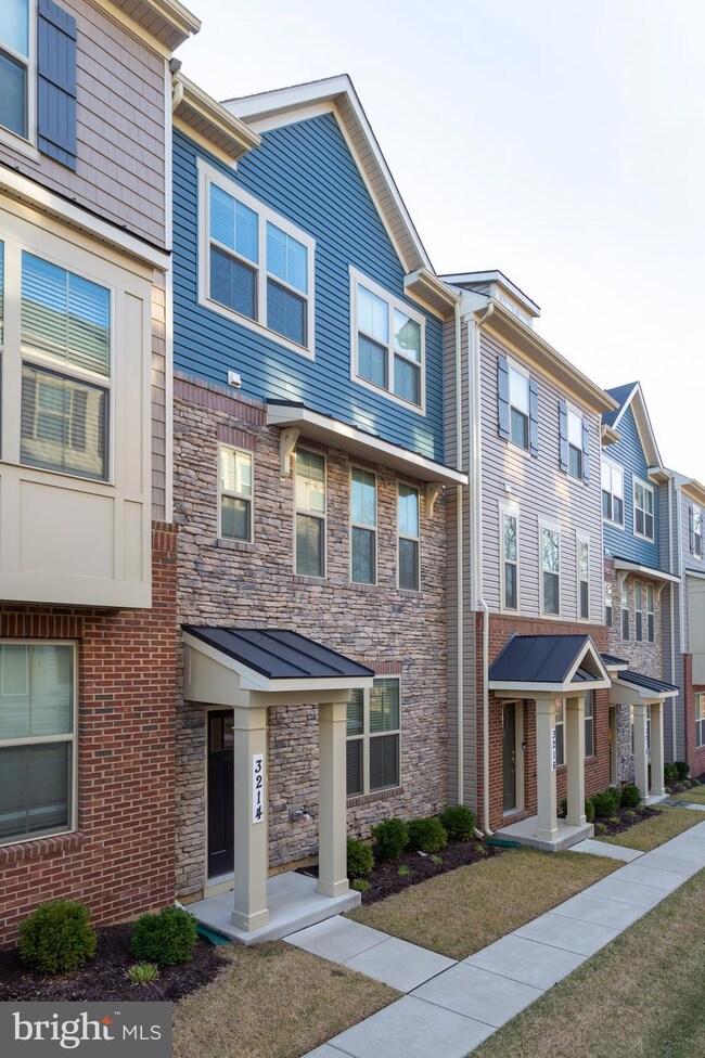 3214 Laurel Hill Rd, Hanover, MD 21076 - photo 2