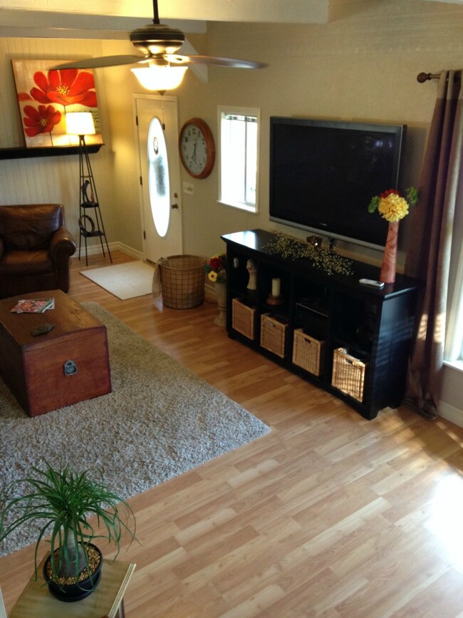 1293 Dolan St, Raymond, WA 98577 - photo 7