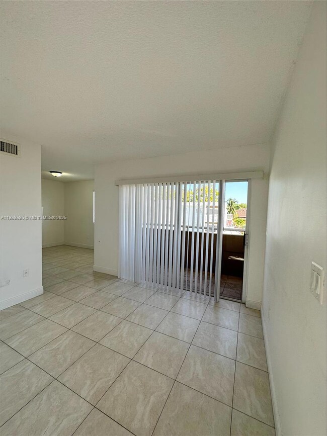 6214 SW 131st Ct unit 201, Miami, FL 33183 - photo 7
