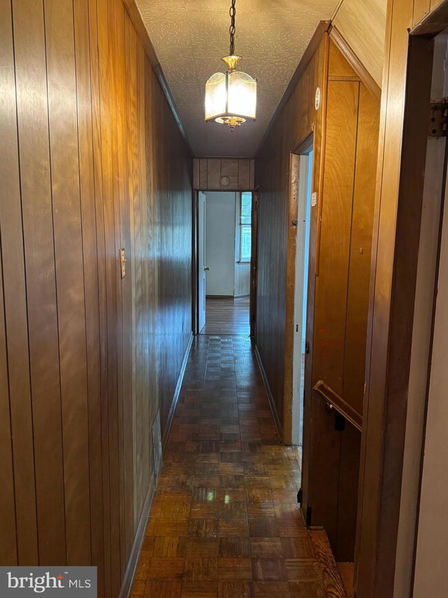 359 W Patterson St, Lansford, PA 18232 - photo 6