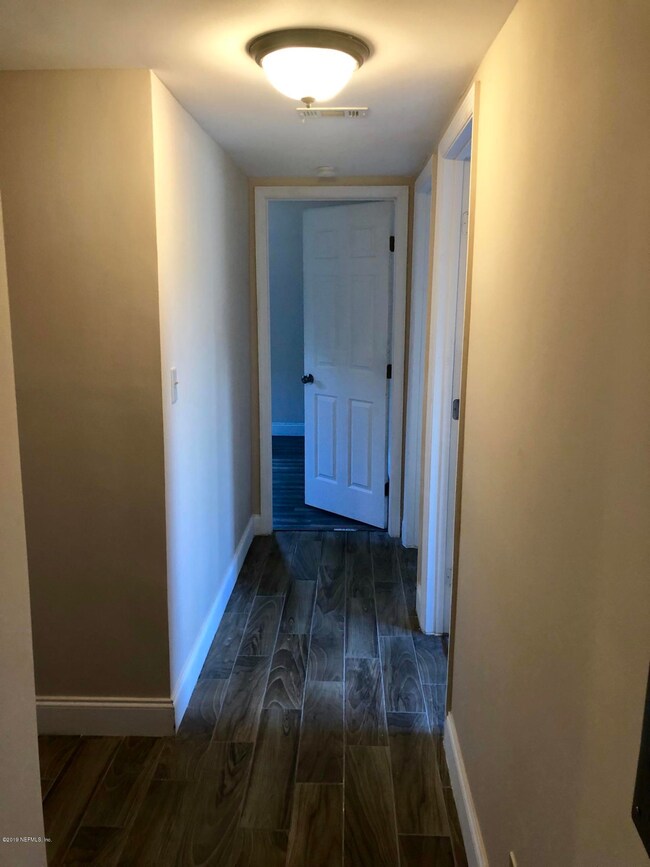 6776 Daughtry Blvd S, Jacksonville, FL 32210 - photo 6