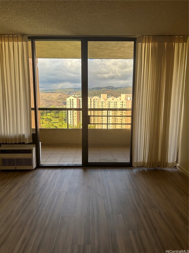 Plaza Landmark unit 2109, Honolulu, HI 96818 - photo 6