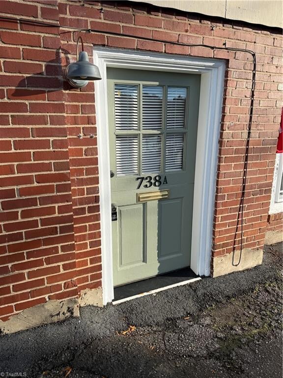 738 Summit St unit A, Winston-Salem, NC 27101 - photo 2