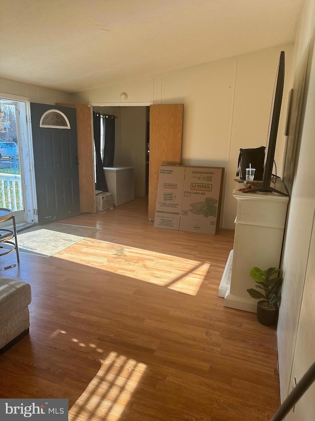 719 Beech Ave, Glenolden, PA 19036 - photo 2