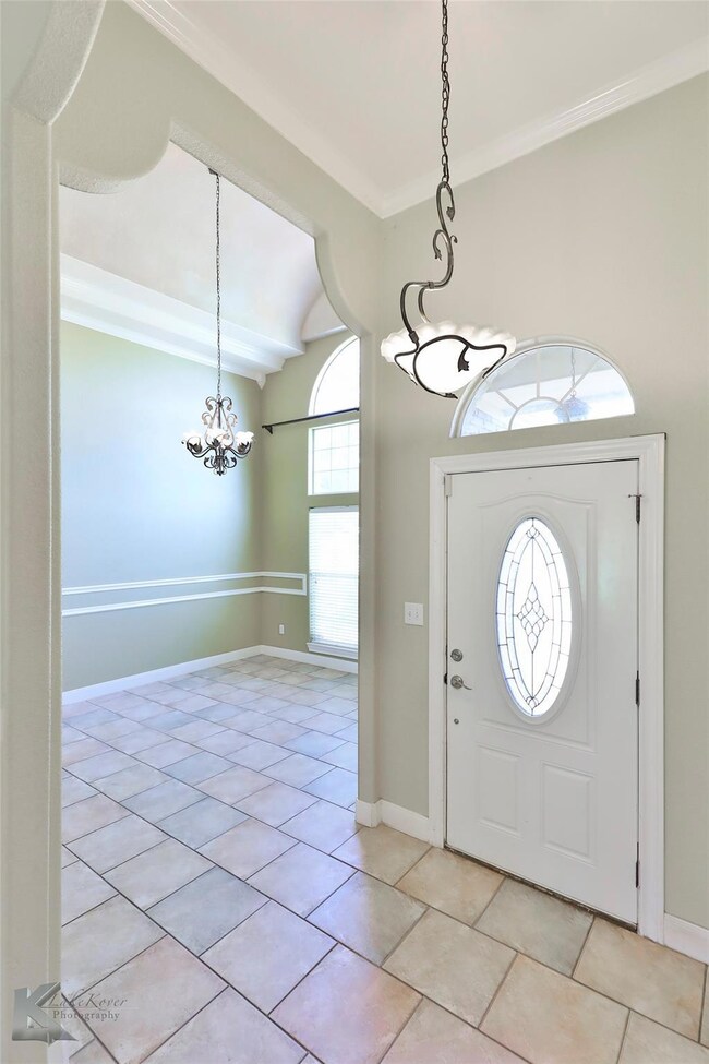 1317 Saddle Lakes Dr, Abilene, TX 79602 - photo 5