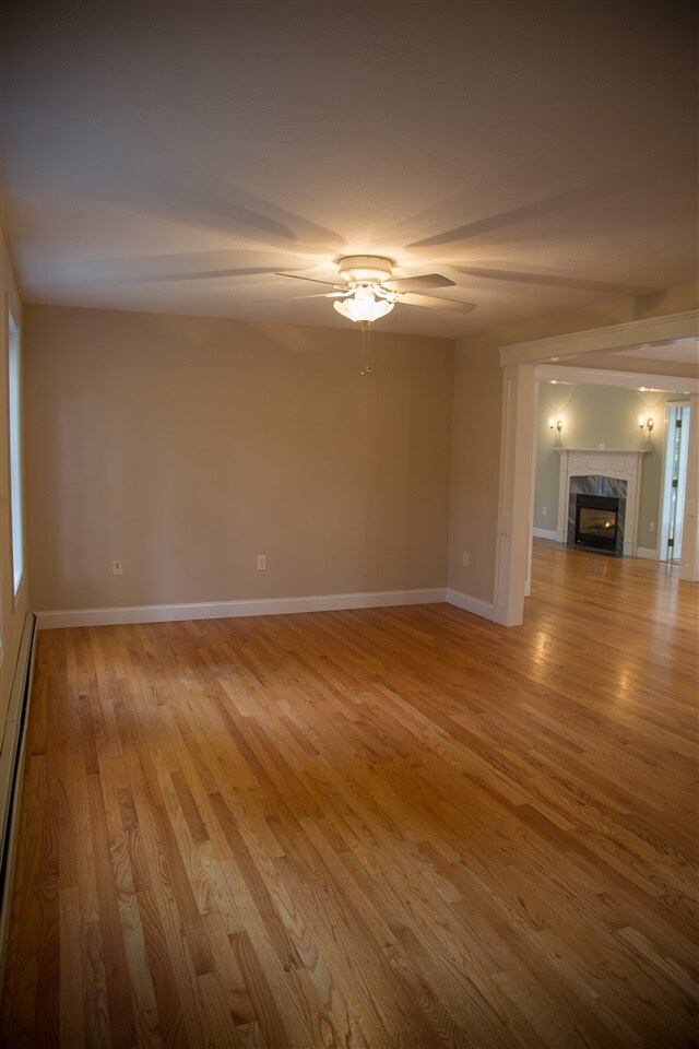 387 Haverhill Rd, Chester, NH 03036 - photo 5