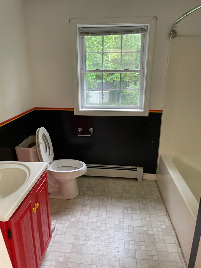 41 Forest Ln, Boscawen, NH 03303 - photo 4