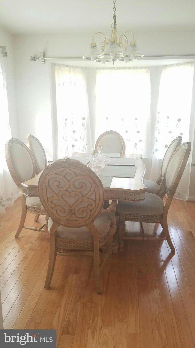 5516 Fishermens Ct, Clinton, MD 20735 - photo 6