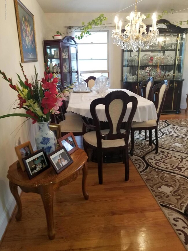 Living room-dining room