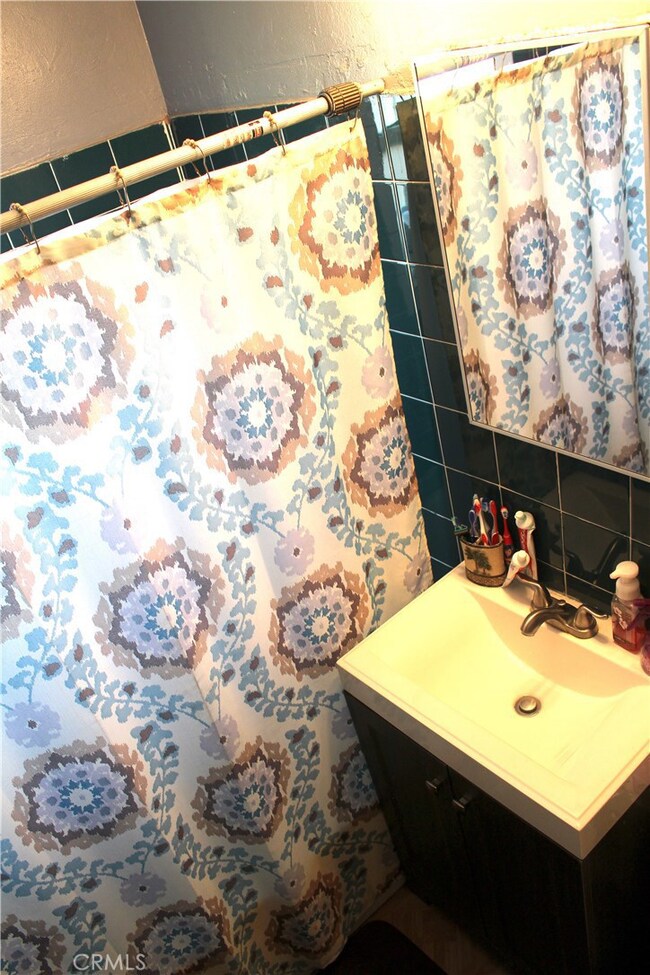 9966 Live Oak Ave, Fontana, CA 92335 - photo 7