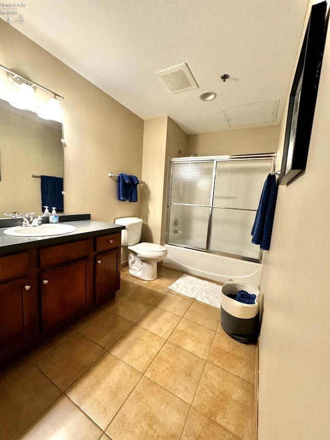 401 W West Shoreline Dr unit 222, Sandusky, OH 44870 - photo 5