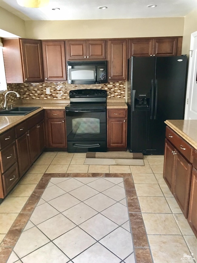 1000 N Lovekin Blvd unit 48, Blythe, CA 92225 - photo 3