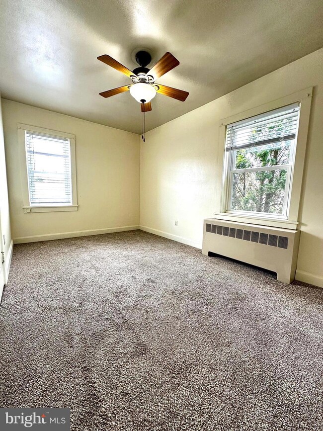 5995 Cumberland Hwy unit 2, Chambersburg, PA 17202 - photo 3