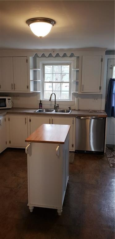 124 Liverpool St, Warwick, RI 02886 - photo 5