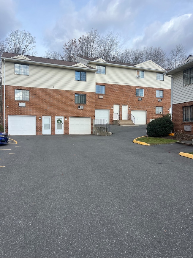 515 Scott Rd unit 43, Waterbury, CT 06705 - photo 4