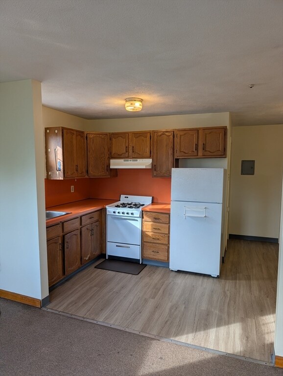 569 Somerville Ave unit 5, Somerville, MA 02143 - photo 2