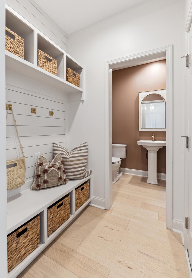 458 Queenview Ln, Charleston, SC 29414 - photo 2