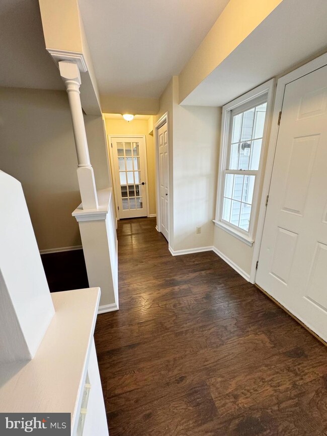 43 W Walnut St, Souderton, PA 18964 - photo 5