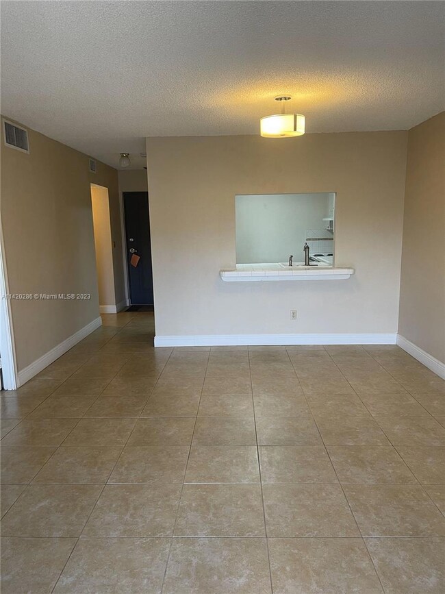 7701 Camino Real unit A420, Miami, FL 33143 - photo 4
