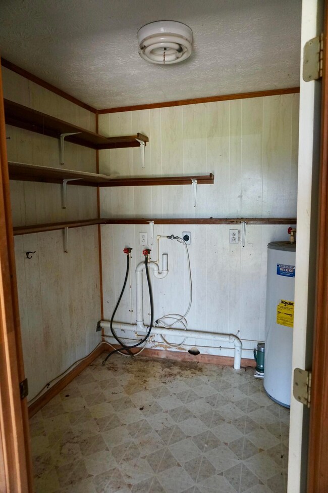 3955 Bohon Rd, Harrodsburg, KY 40330 - photo 6