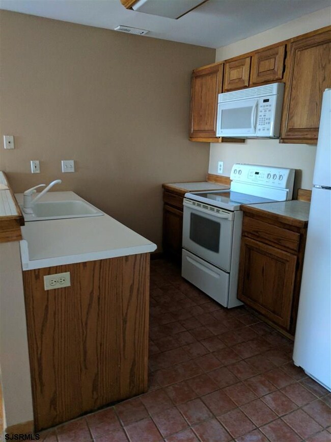 16 Meadow Ridge Rd unit C0387, Galloway, NJ 08205 - photo 4