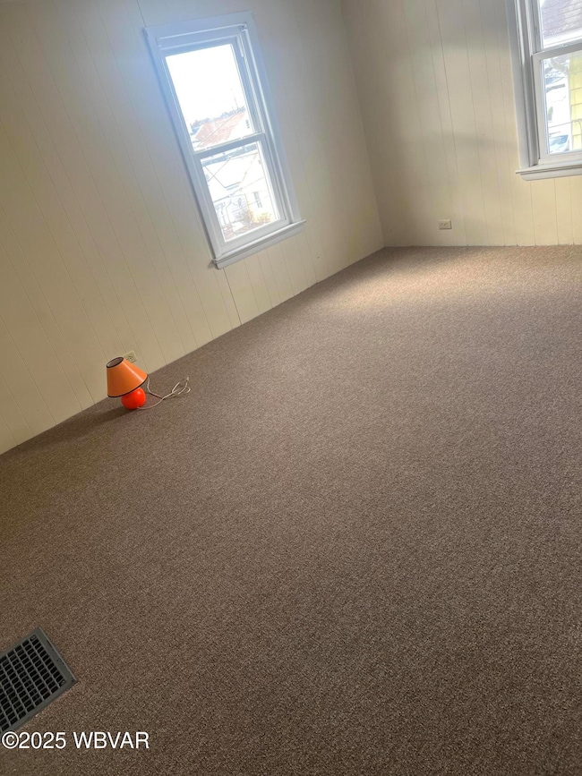 475 Bayard St unit 2ND FLR, Williamsport, PA 17702 - photo 2