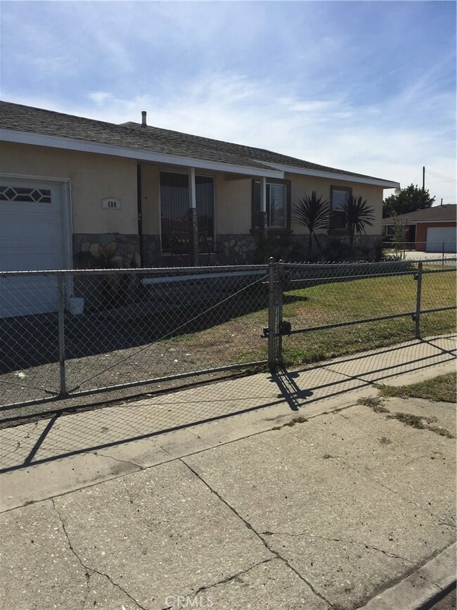400 S Amantha Ave, Compton, CA 90220 - photo 2