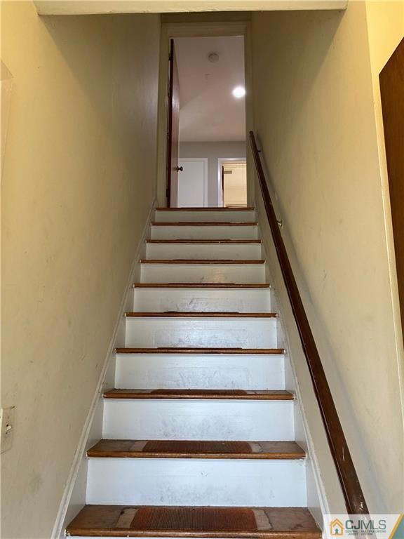 46 Blossom St unit 2, Edison, NJ 08817 - photo 7