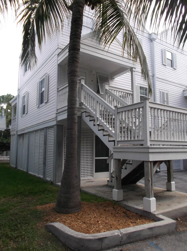 Front  corner unit