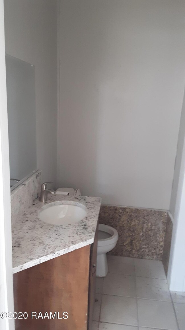 619 Lafayette St unit D, Lafayette, LA 70501 - photo 4