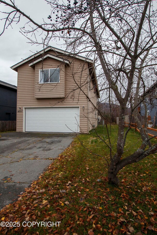 8711 Brookridge Dr, Anchorage, AK 99504 - photo 3