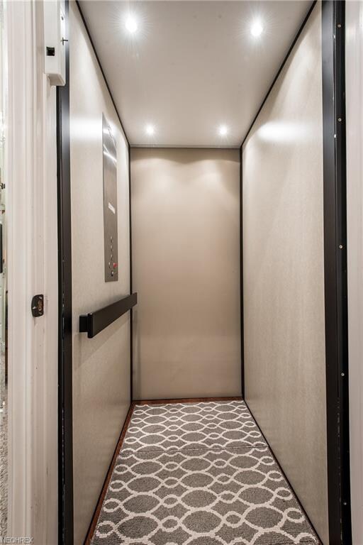 Elevator
