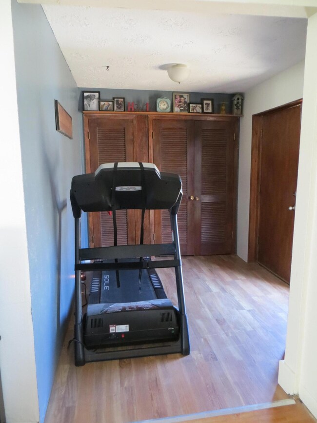 Front Entry<|><|>