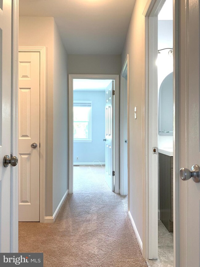 8615 Newton Place, Manassas, VA 20111 - photo 7