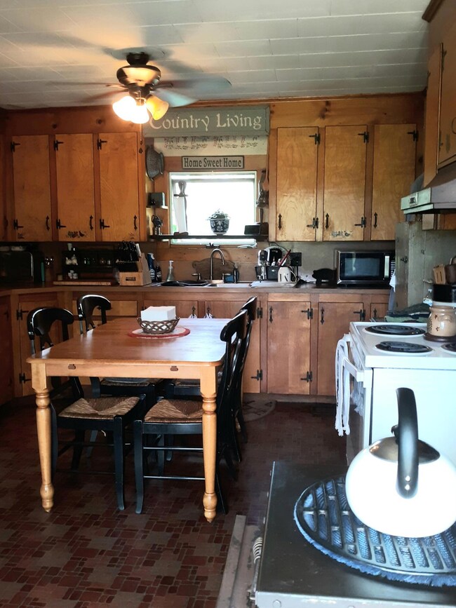 71 N Fryeburg Rd, Fryeburg, ME 04037 - photo 6