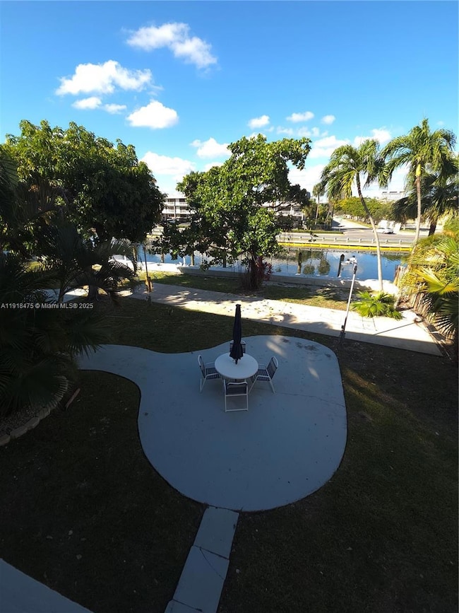 467 Golden Isles Dr unit 110, Hallandale Beach, FL 33009 - photo 4