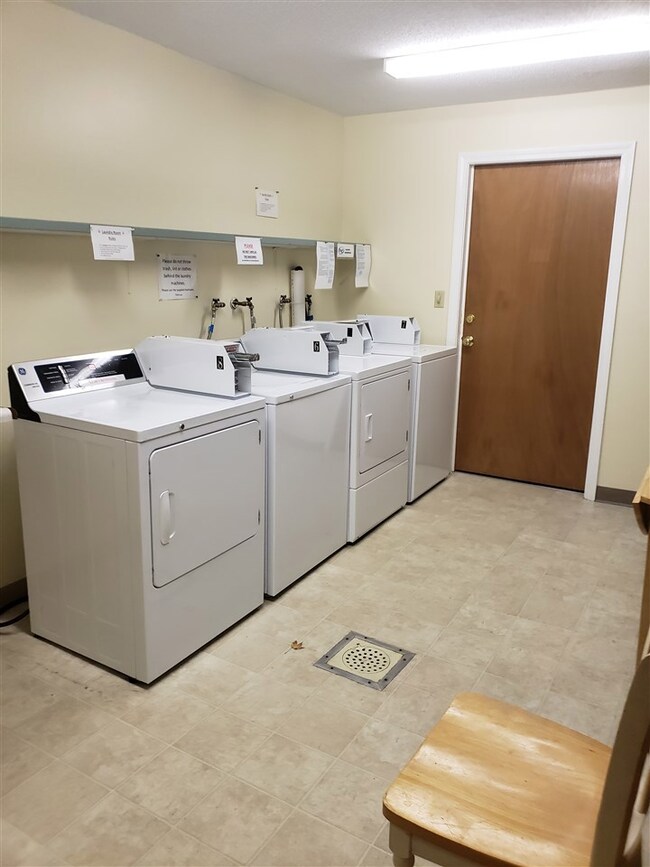 3 Autumn Leaf Dr unit 14, Nashua, NH 03060 - photo 4